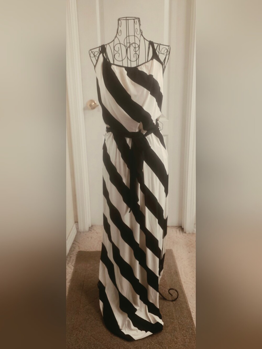 White House Black Market jersey maxi dress. Spaghetti Straps & Slit Up Each Side